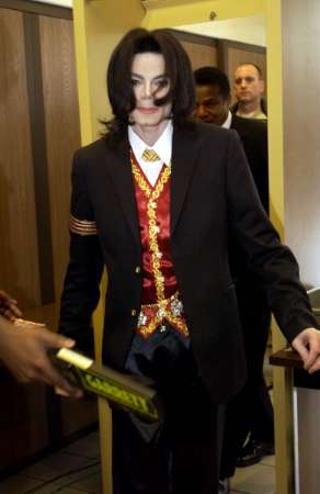 court9_mj06_ 010305.jpg